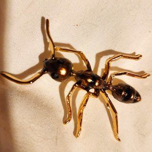Ant brooch with bronze paint